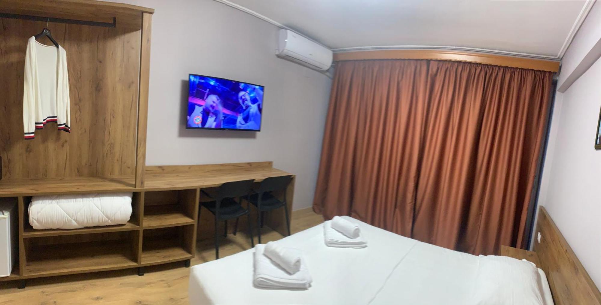 Hotel Dodona Саранда Экстерьер фото
